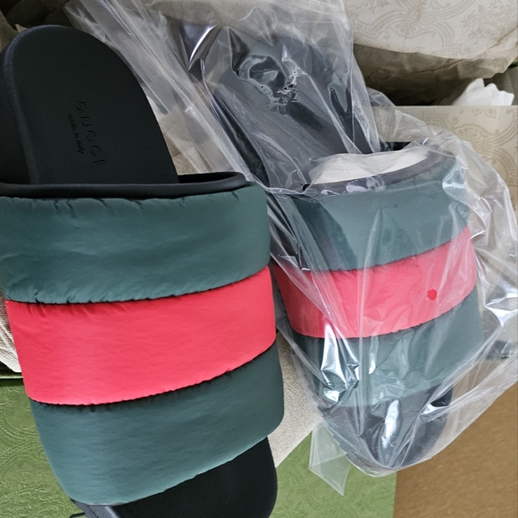 Auth Gucci slide - Picture 4 of 4